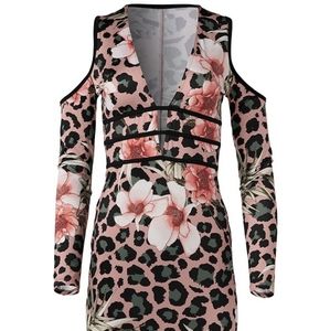 XL NWOT Venus Cold Shoulder sexy Dress